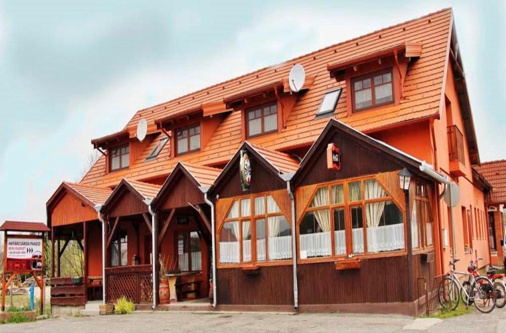 Bajansenye House | Határ Csárda Panzió