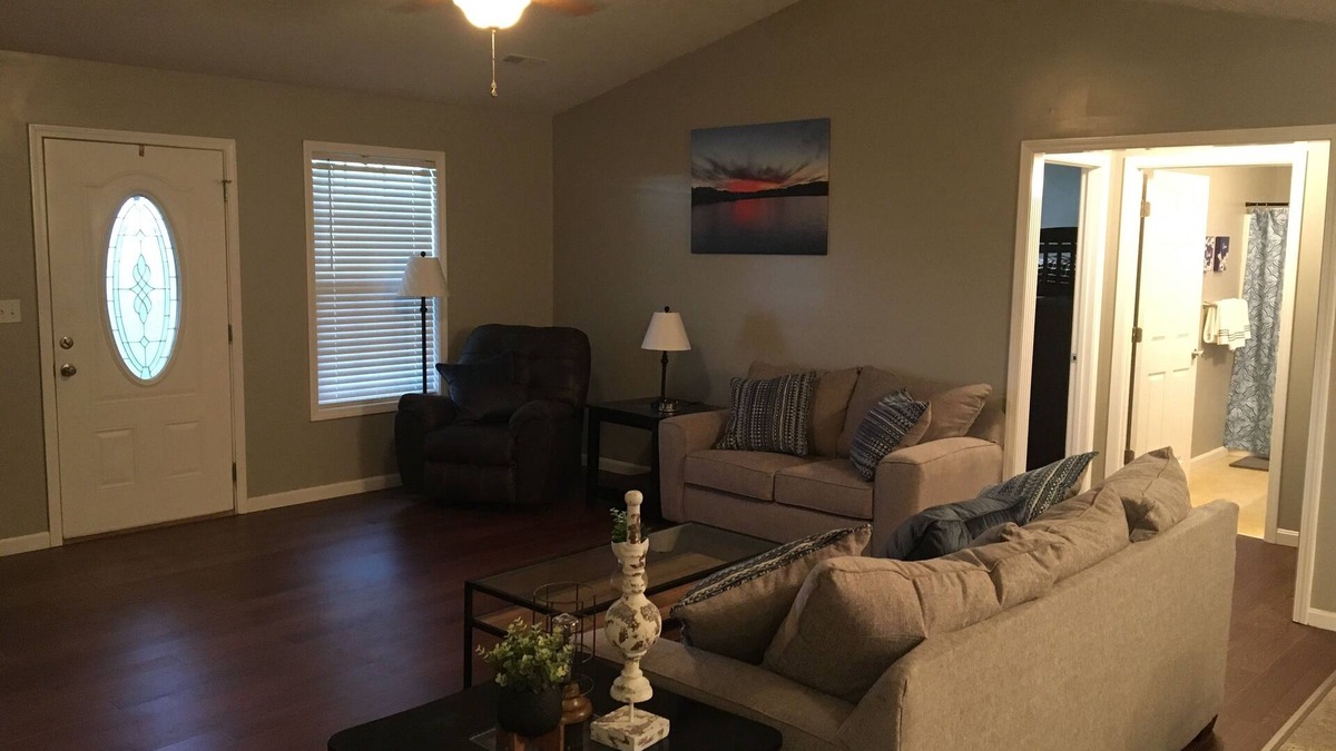 Campbellsville House | Hatcher Pass Cozy House less than 5 miles from Green River Lake