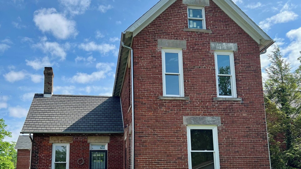 Mansfield House | Hatlan House at Hancock Heights