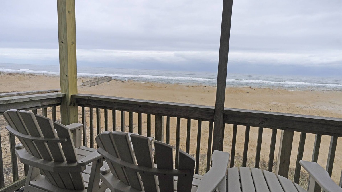 Rodanthe Condo | Hatteras Heaven® - Oceanfront 2BR/2 Bath Condo - Pool, Renovated Kitchen, King