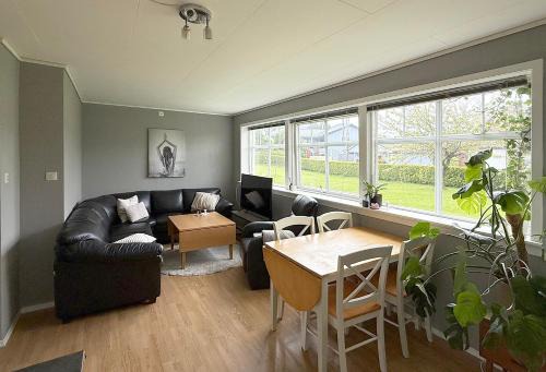Selje Apartment | Haugane
