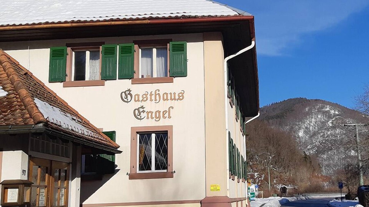 Utzenfeld House | Haus Barnabas im Engel - Gasthaus Engel