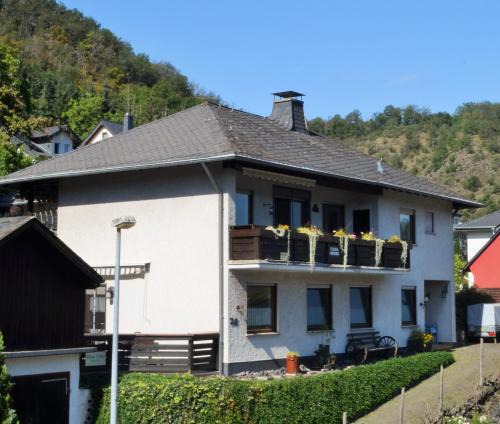 Kattenes Apartment | Haus Erika/Fam. Frevel