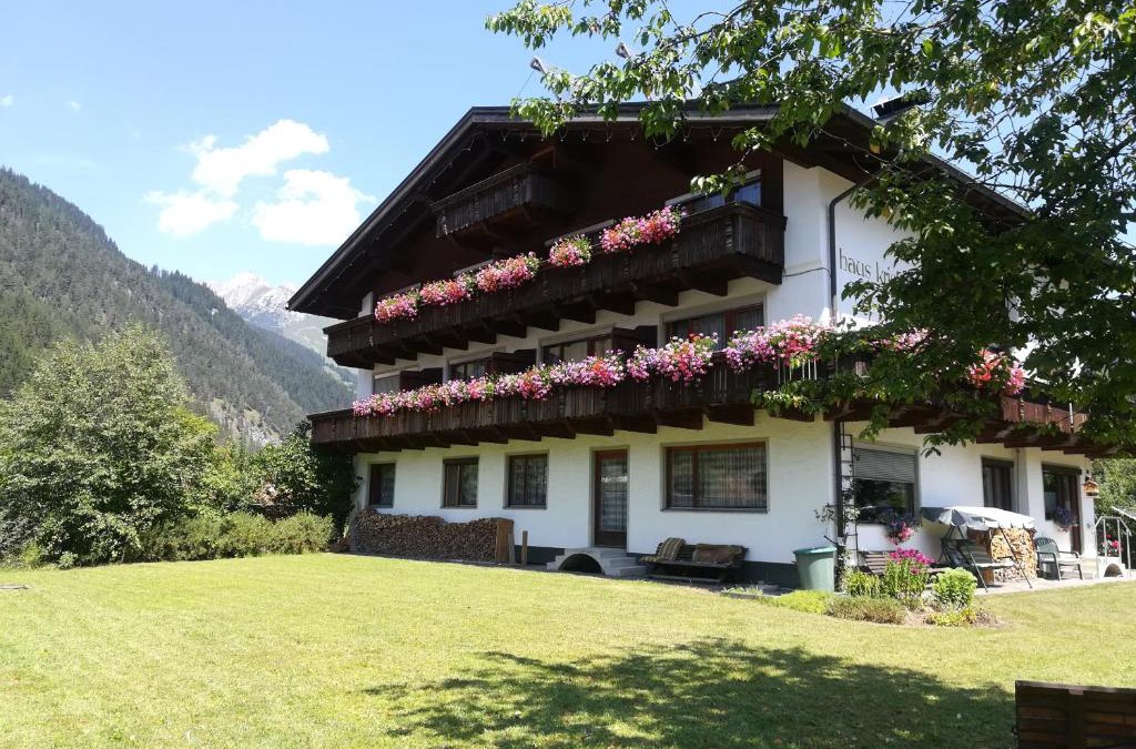 Bach Apartment | Haus Kristall