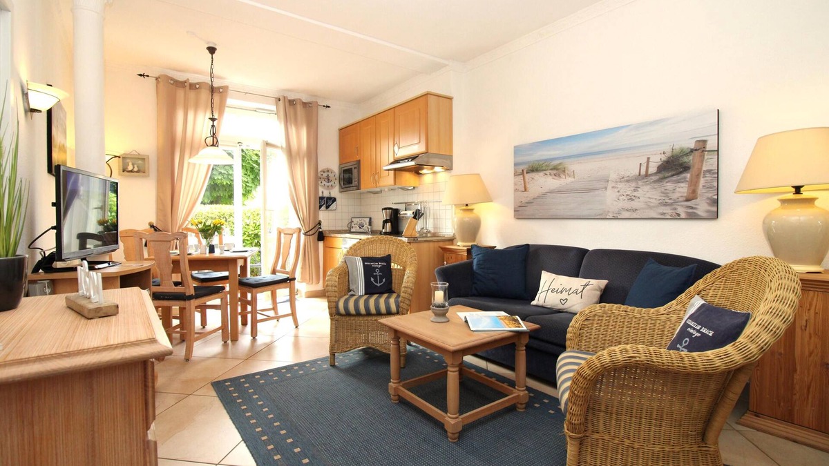Ostseebad Kuhlungsborn Apartment | Haus Kühlung apartment 3: 2-room apartment close to the beach with sheltered terrace