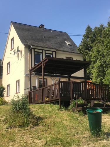 Senhals Apartment | Haus Lowe Ferienwohnungen