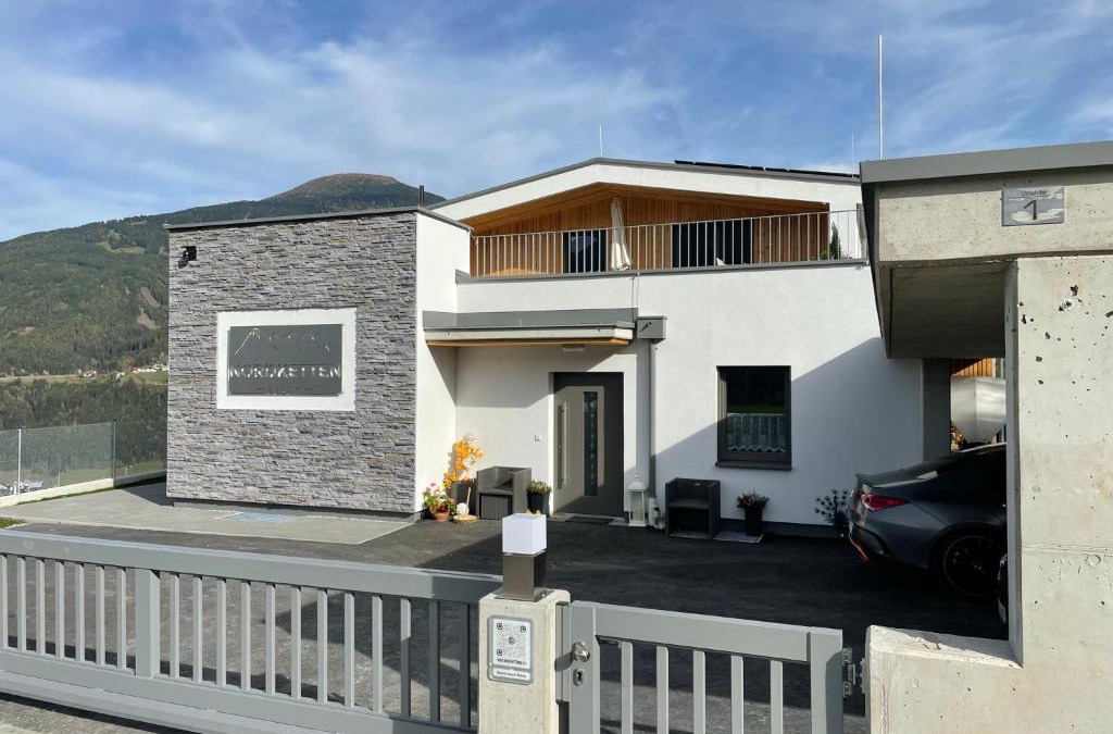 Schoenberg im Stubaital Apartment | Haus Nordketten Blick