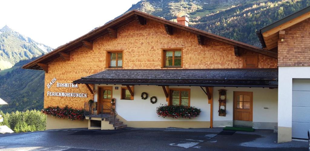 Damuels House | Haus Roswitha