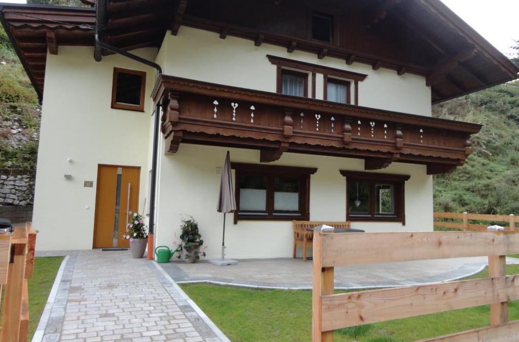 Tux House | Haus Sageler