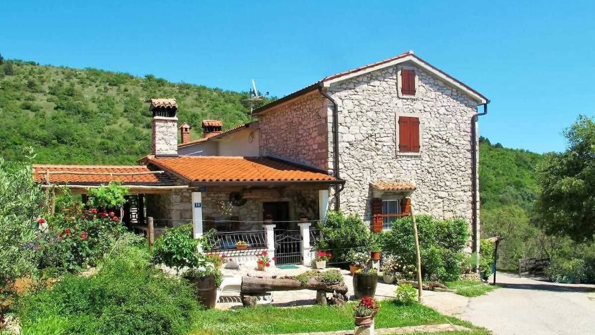 Rabac Villa | Haus Salakova a lovely vintage stone house