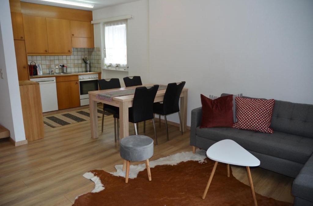 Randa Apartment | Haus Valaisia - Randa bei Zermatt