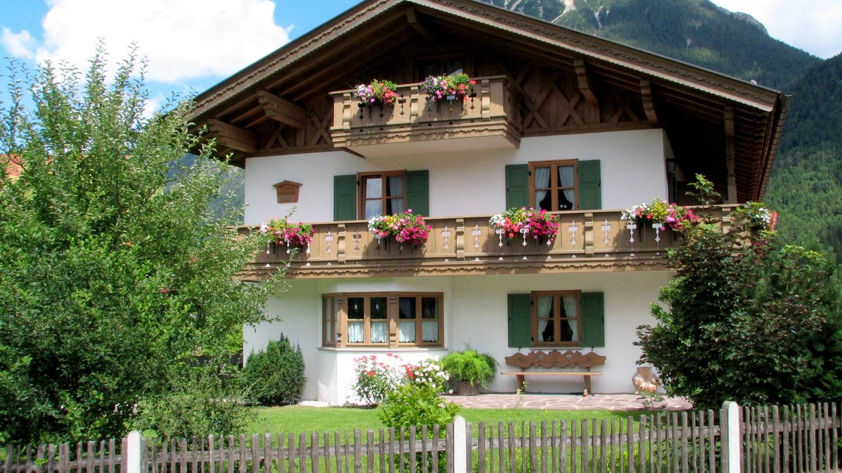Farchant Apartment | Haus Zugspitzblick - Ferienwohnung Edelweiß für 2 Personen