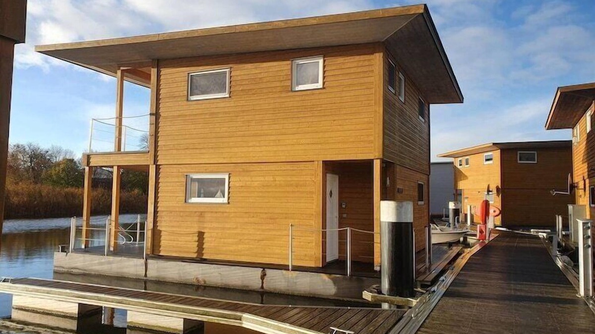 Ostvorpommern Boat Rental | Hausboot in Kroeslin am Bodden