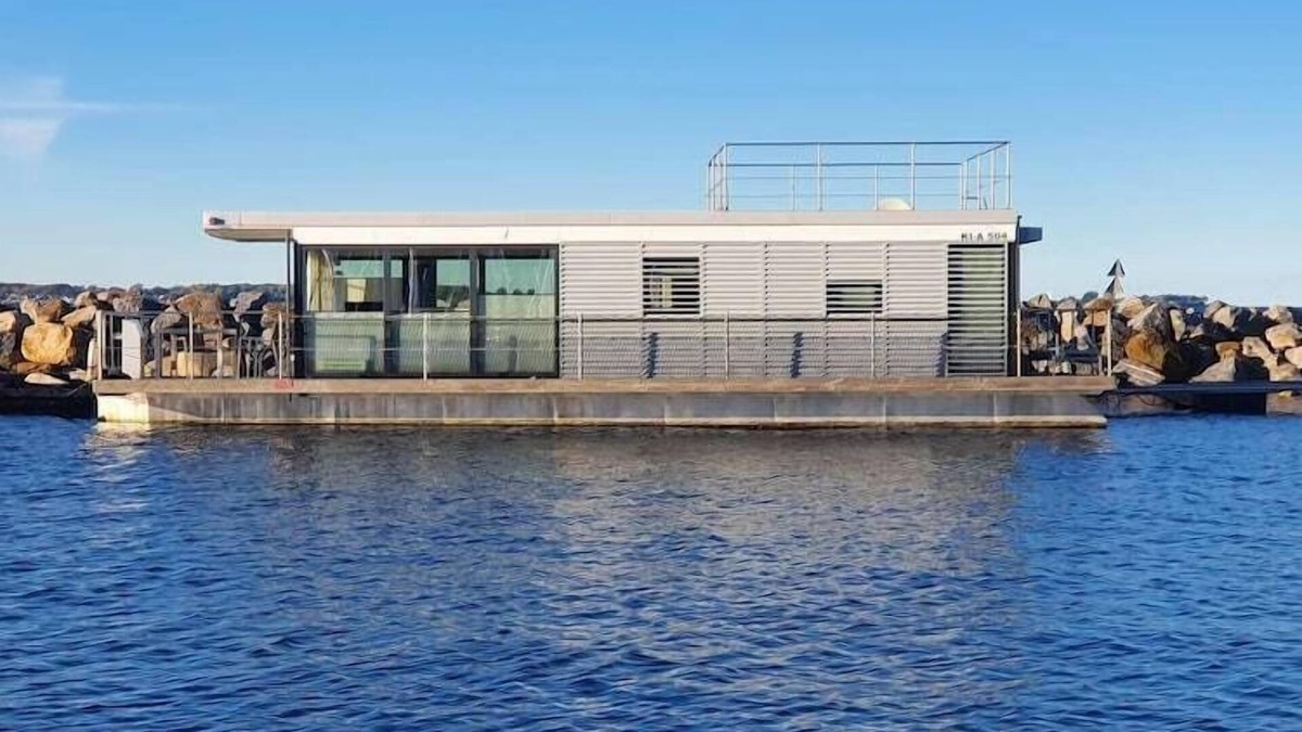 Laboe Boat Rental | Hausboot in Laboe an der Kieler Foerde