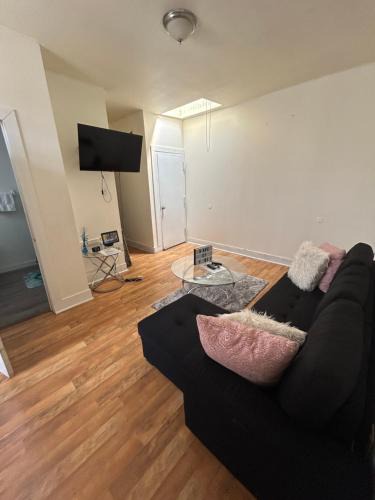 North Philadelphia East Apartment | Hause of vibe$ temple campus
