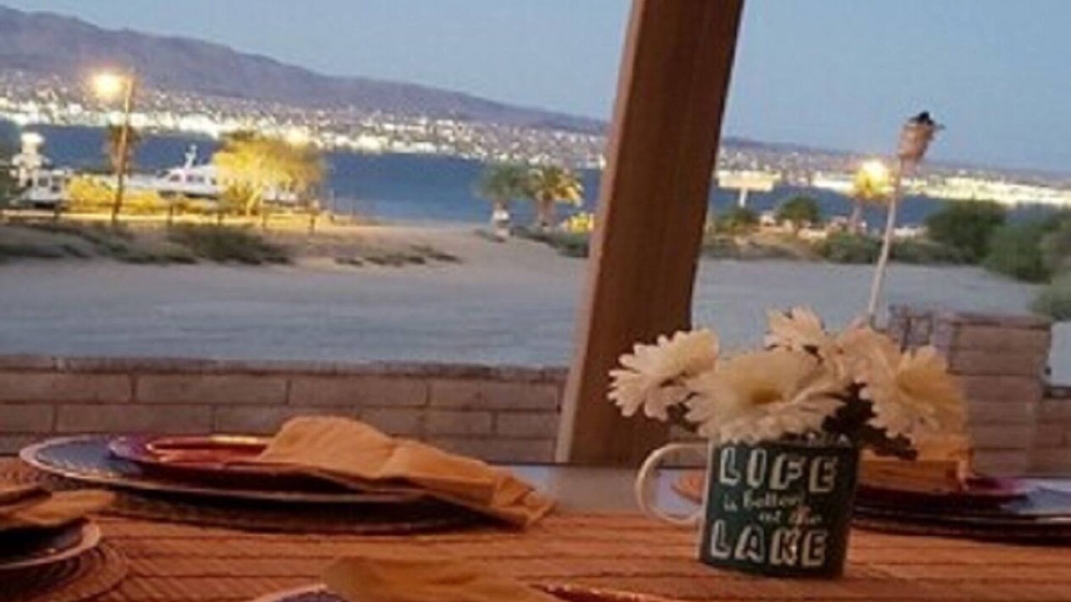 Lake Havasu City House | Havasu Landing Heaven near Casino w/Panoramic Lake & City Views, Sleeps 8