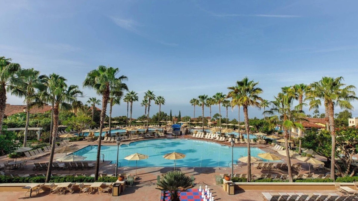 Newport Coast Condo | Have a relaxing getaway along California's beautiful coast from 08/03-08/10!