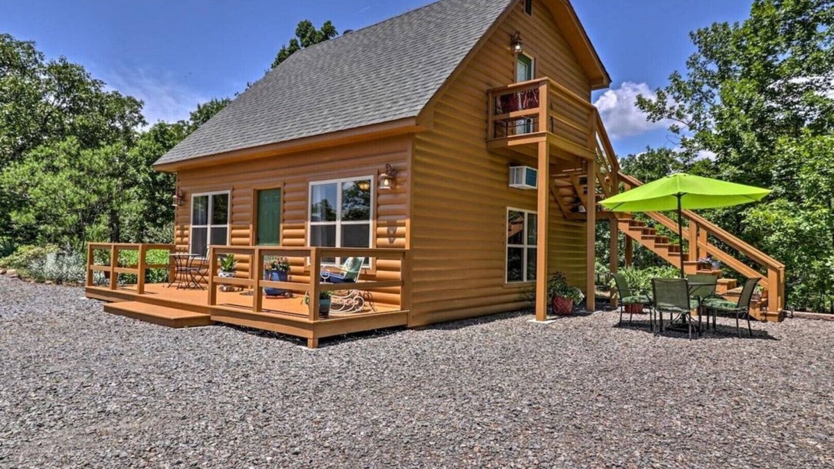 Ferndale Cottage | Have entire guesthouse to your group!