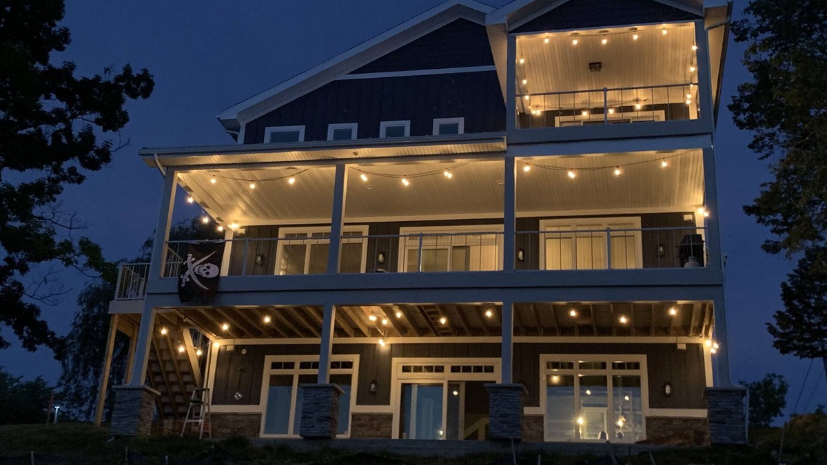 Lapeer House | Have fun on Lapeer's all sports Lake Nepessing!