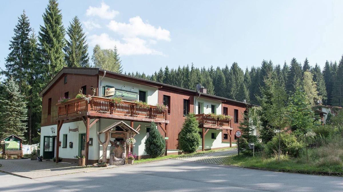 Jagersgrun Apartment | Haven with Private Terrace