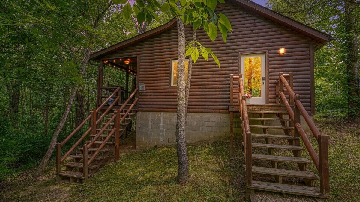 Logan Cabin | Havenwood Hocking Hills