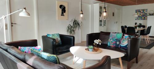 Oster Hurup House | Havhuset I Øster Hurup - i byen, ved stranden