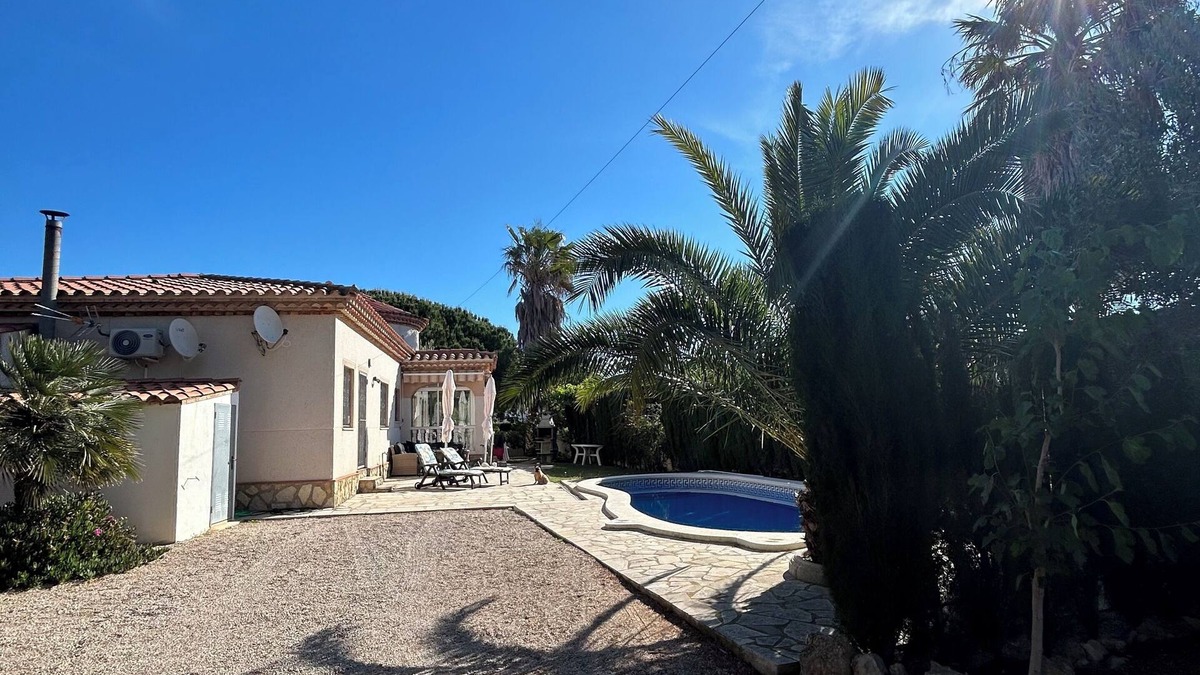 Les Tres Cales House | Havre de Paix à Lametlla de Mar : Maison Avec Piscine et Accès aux Criques