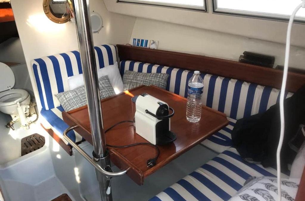 Le Port Boat Rental | Havre de Paix