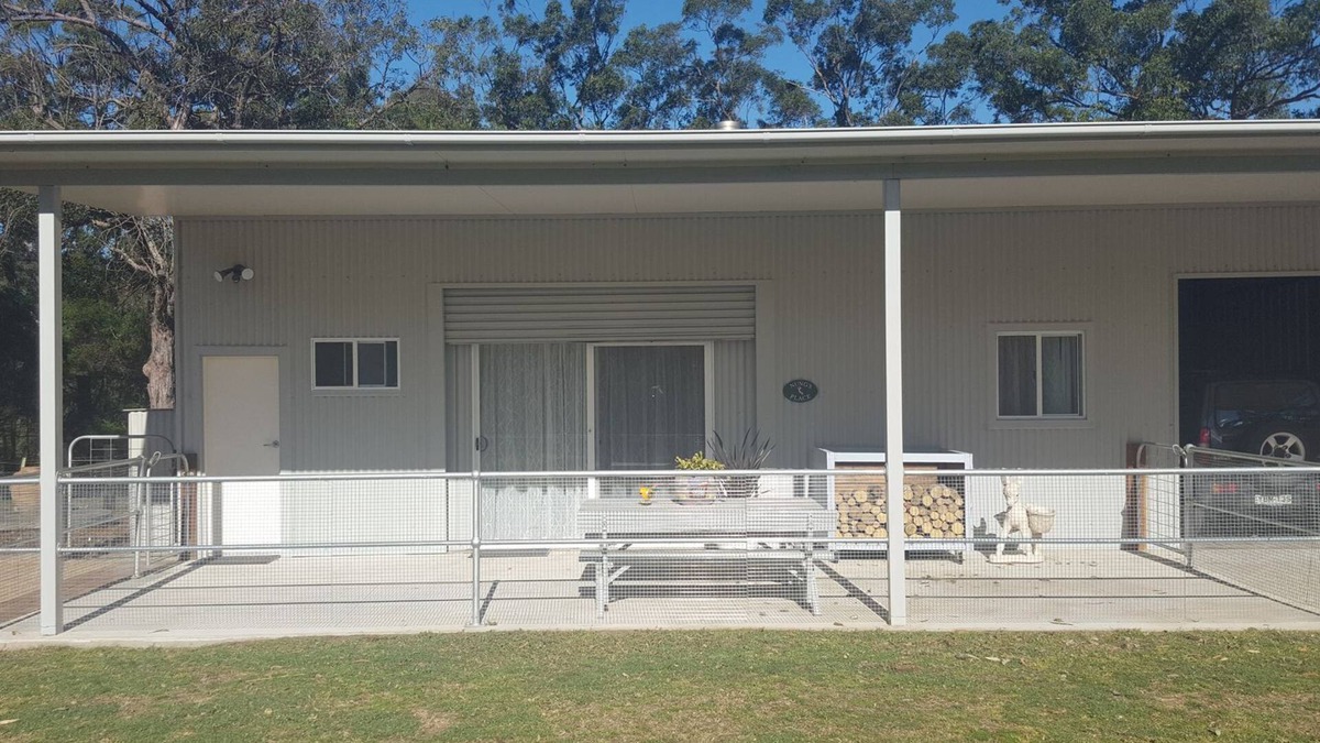 Blaxlands Ridge Cabin | Hawkesbury Haven - Rural Retreat