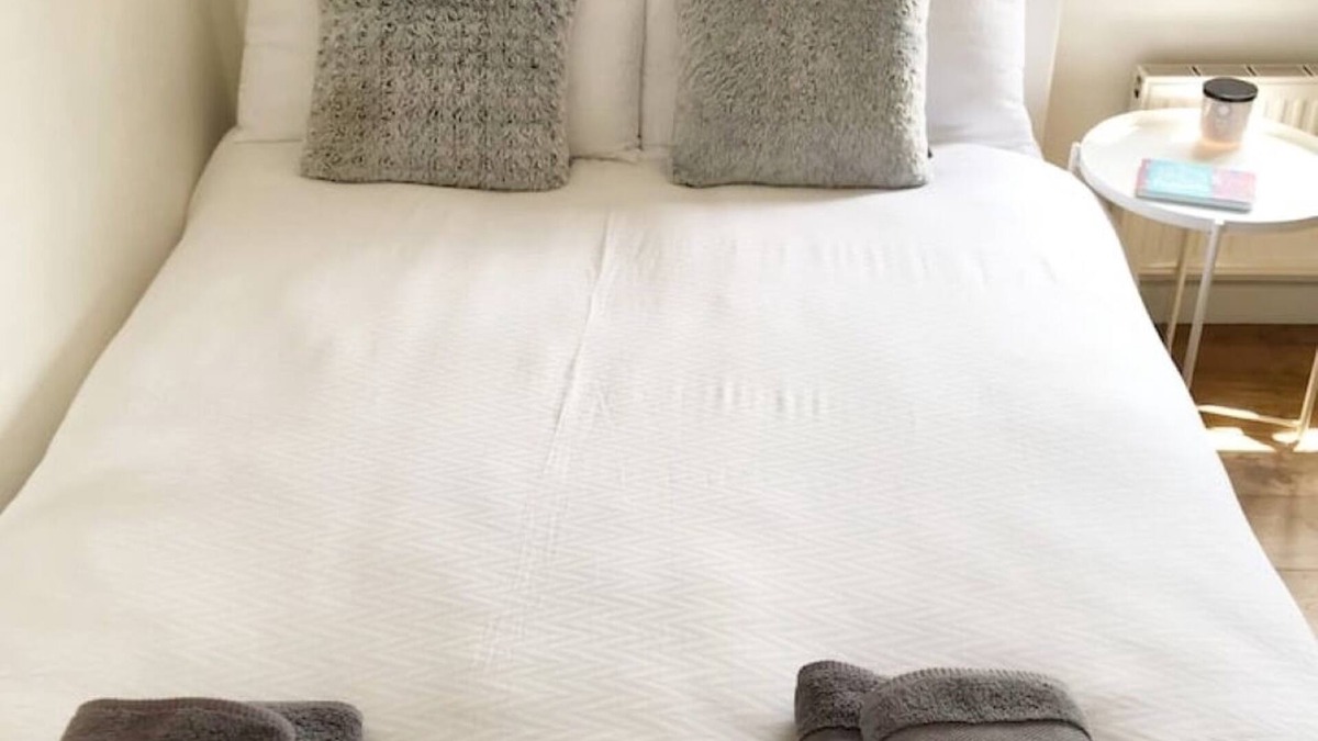 Cambridge Apartment | Hawthorn Guesthouse Studio 2