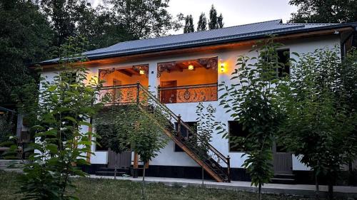 Uzbekistan House | Hayat guesthouse nuratau mountain