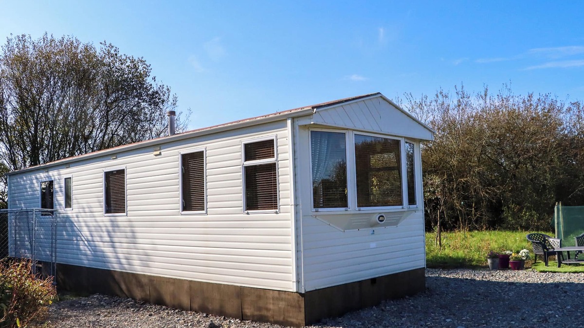 Rosslare Harbour Cottage | HAYESLAND HOLIDAY HOME in Rosslare Harbour, County Wexford