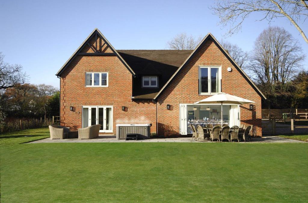 Highmoor Cross House | Hayward House, Hot Tub, Large Garden