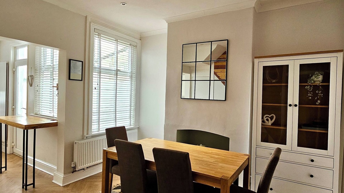 Penylan House | Hazelhurst by Switchback Stays