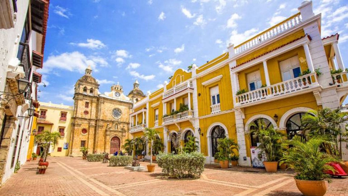 Centro Cabin | Hcf-f Boutique Hotel Room In The Historic Center With Pool And Wifi