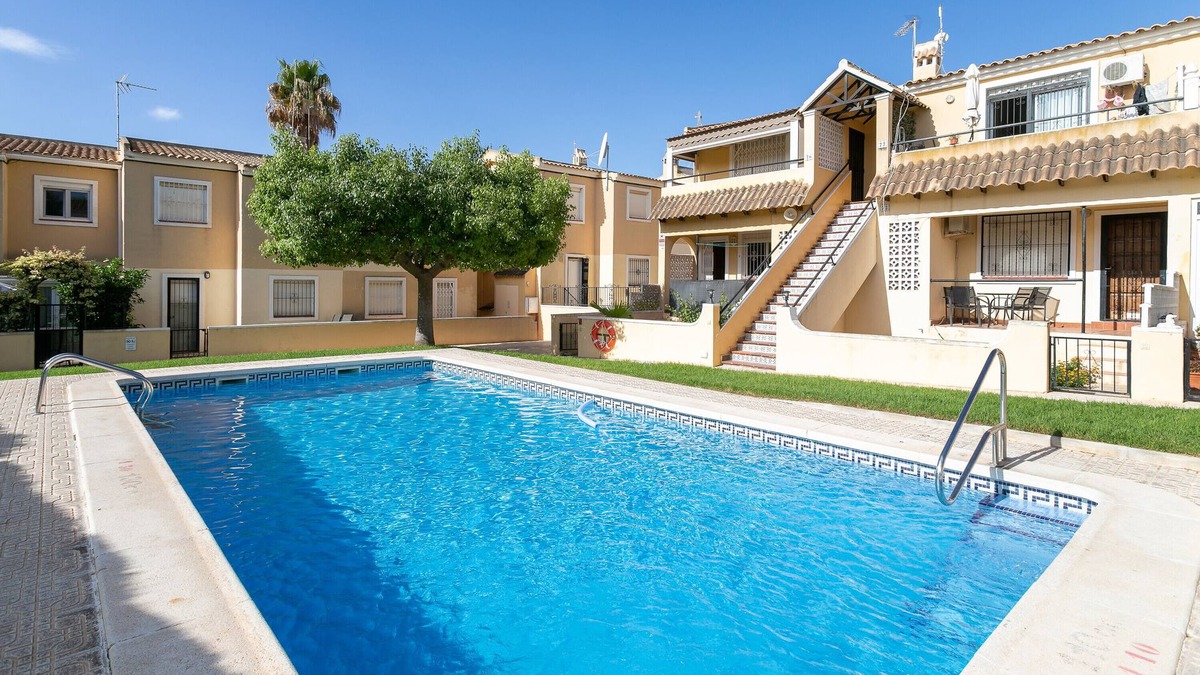 Lo Rufete House | Heads 2 Holiday Homes in Spain Townhouse