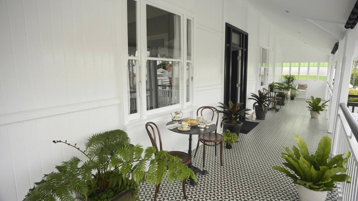New Farm Bed & Breakfast | Heal House