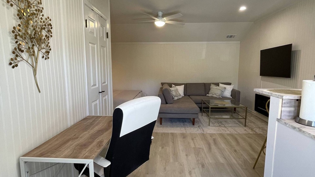 Geyserville Apartment | Healdsburg Studio - Immaculate Brand New!