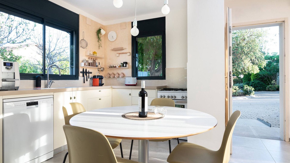 Ben Ami House | Health, Nature, Culture, Tours & Tastes in the Village