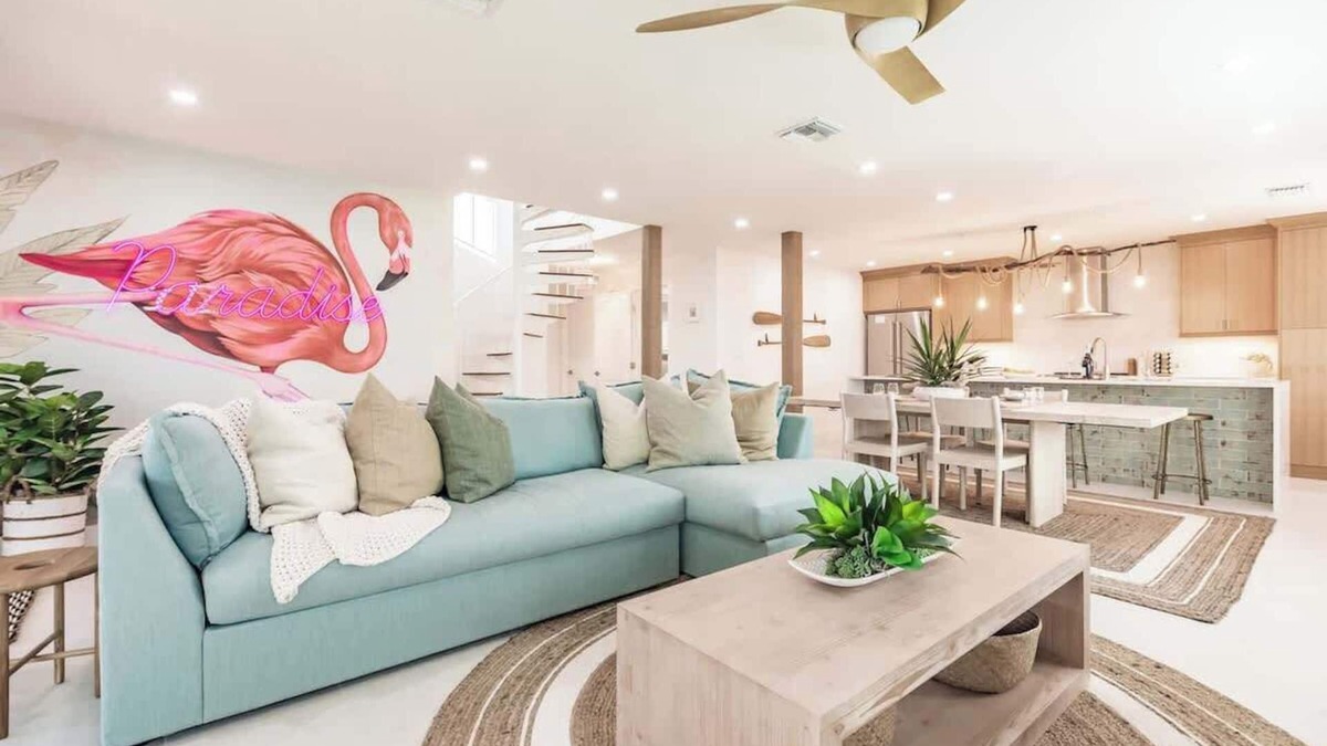 Jose's Hideaway House | Hear the Waves & See the Beach - 1 house to shore
