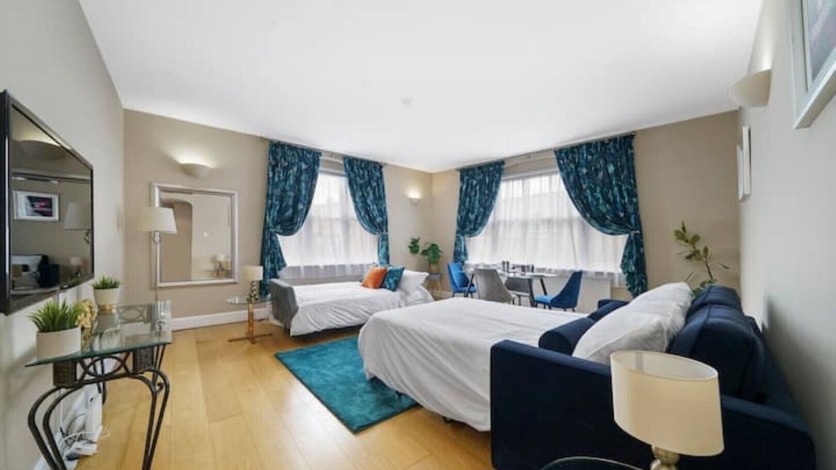 Covent Garden Apartment | Heart of Covent Garden - 85 SQ METERS