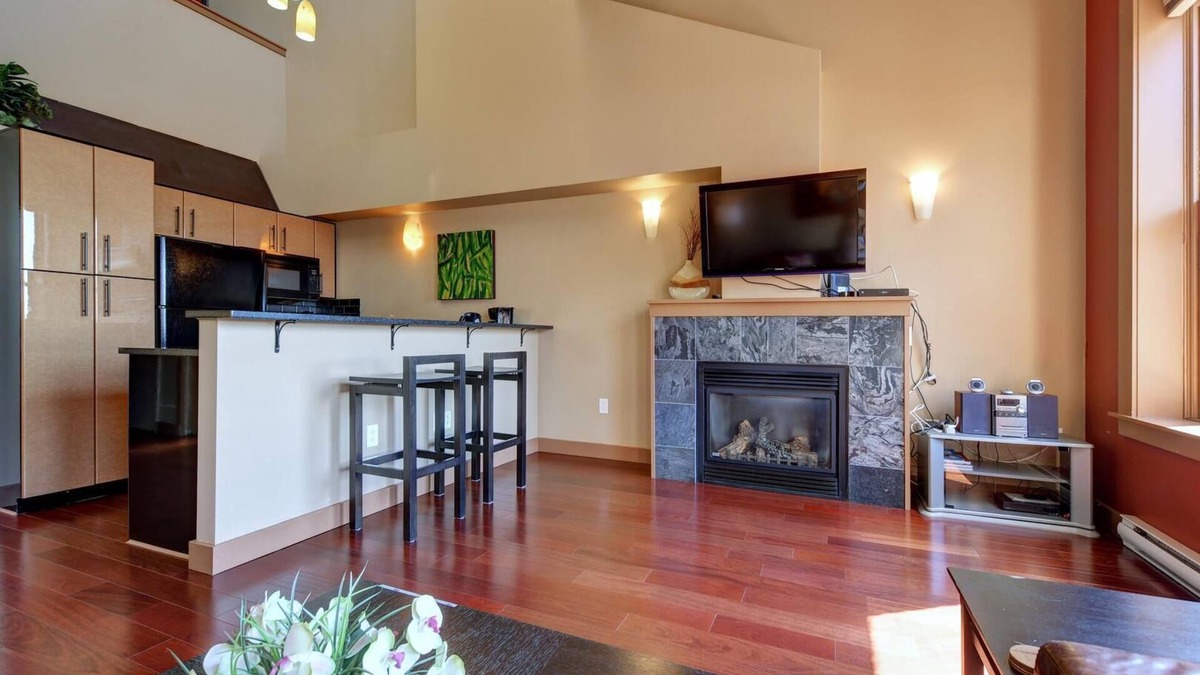 Downtown Victoria Condo | Heart of Downtown Victoria