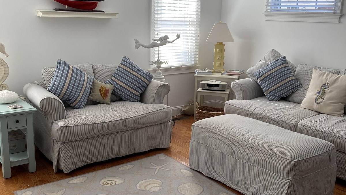 Harwich Port Condo | Heart of Harwich Port Ocean Walk Beach Gem