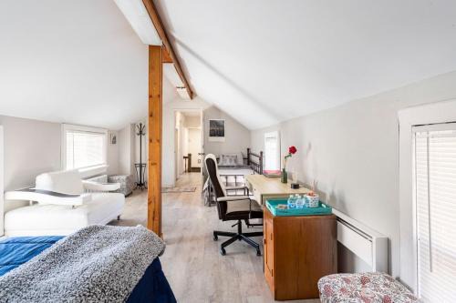 Wurtsboro Apartment | Heart of Historic Wurtsboro Suite 6