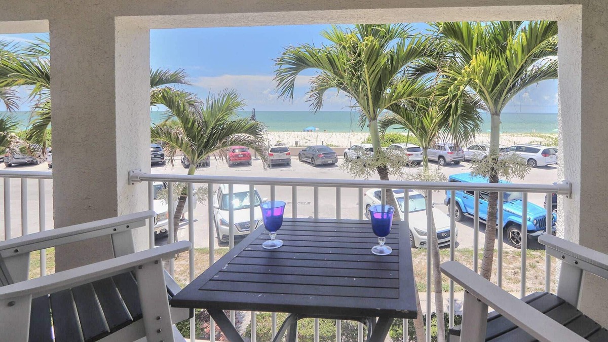 Pass-a-Grille Historic District Condo | Heart of Pass-A-Grille Beach! Beach Across the Street ~ Community Heated Pool ~ Beach-facing Balcony