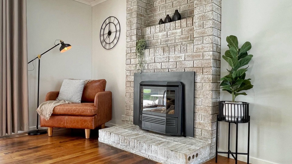 Romsey House | Heart of Romsey -Central Location & Pet Friendly