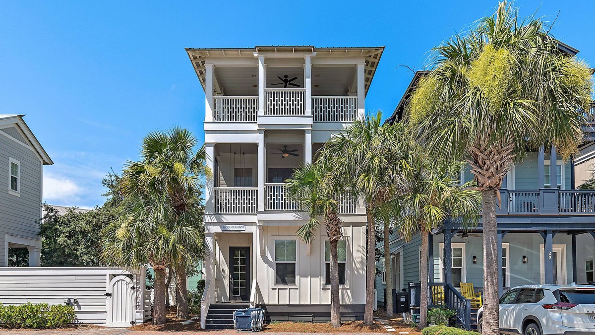 Inlet Beach House | Heart of Seacrest Beach | Sleeps 12 | Gulf Views + 12,000 Sq Ft Lagoon Pool!