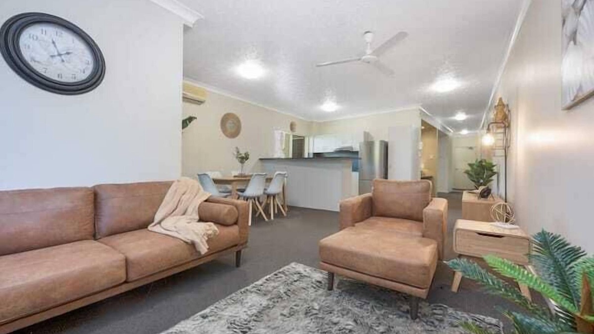 South Townsville Apartment | Heart of South Townsville Stay