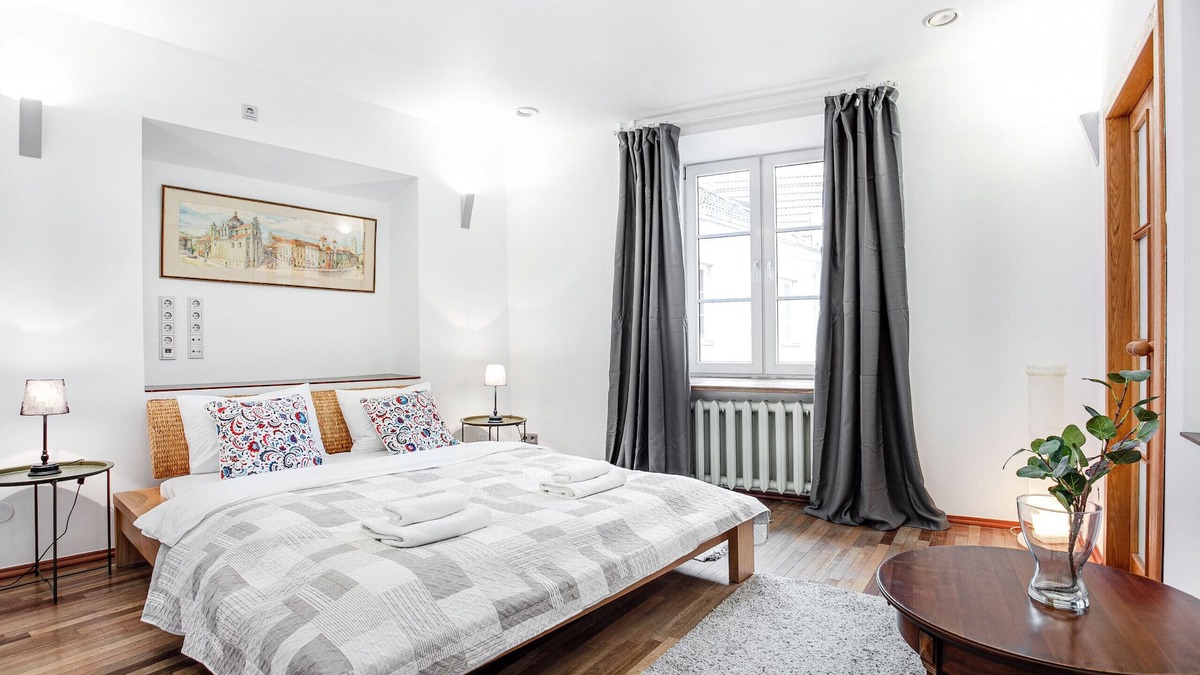 Old Town Apartment | Heart old town apartment