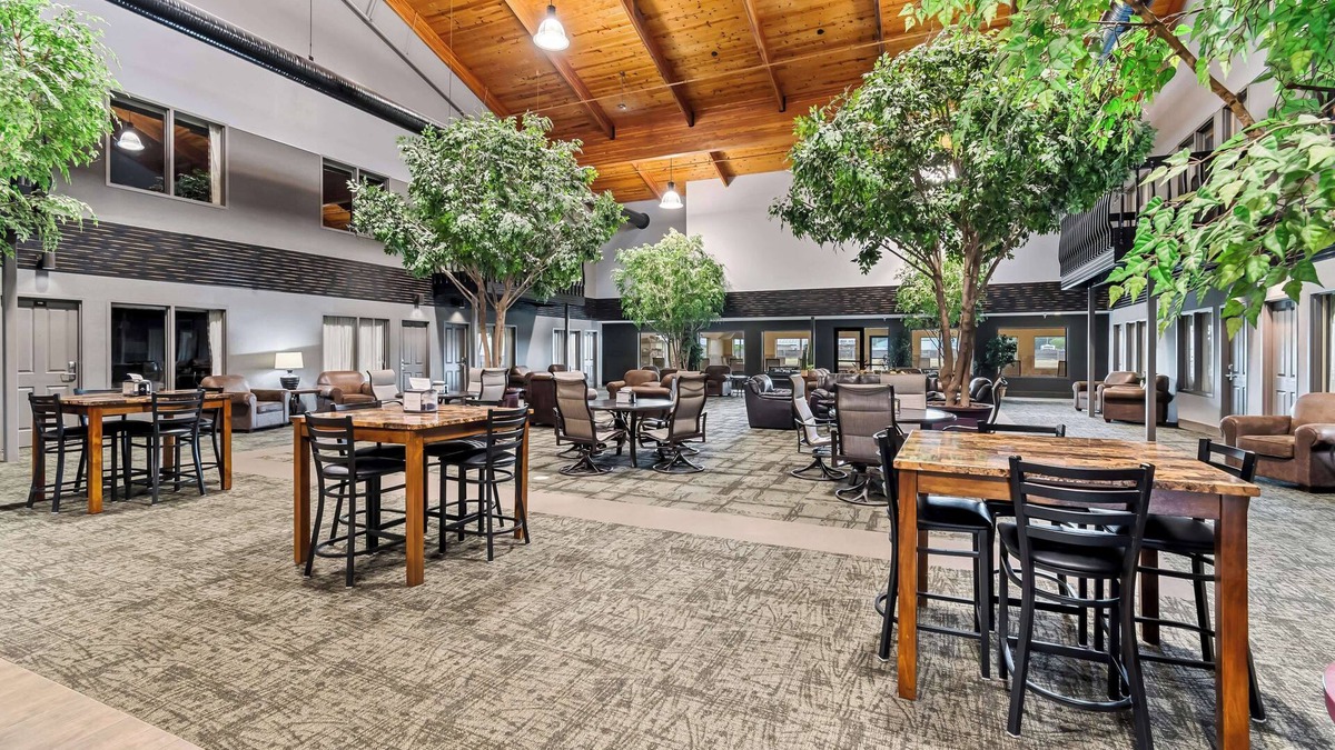 Park Rapids Hotel | Heartland Inn & Suites, SureStay Collection by Best Western